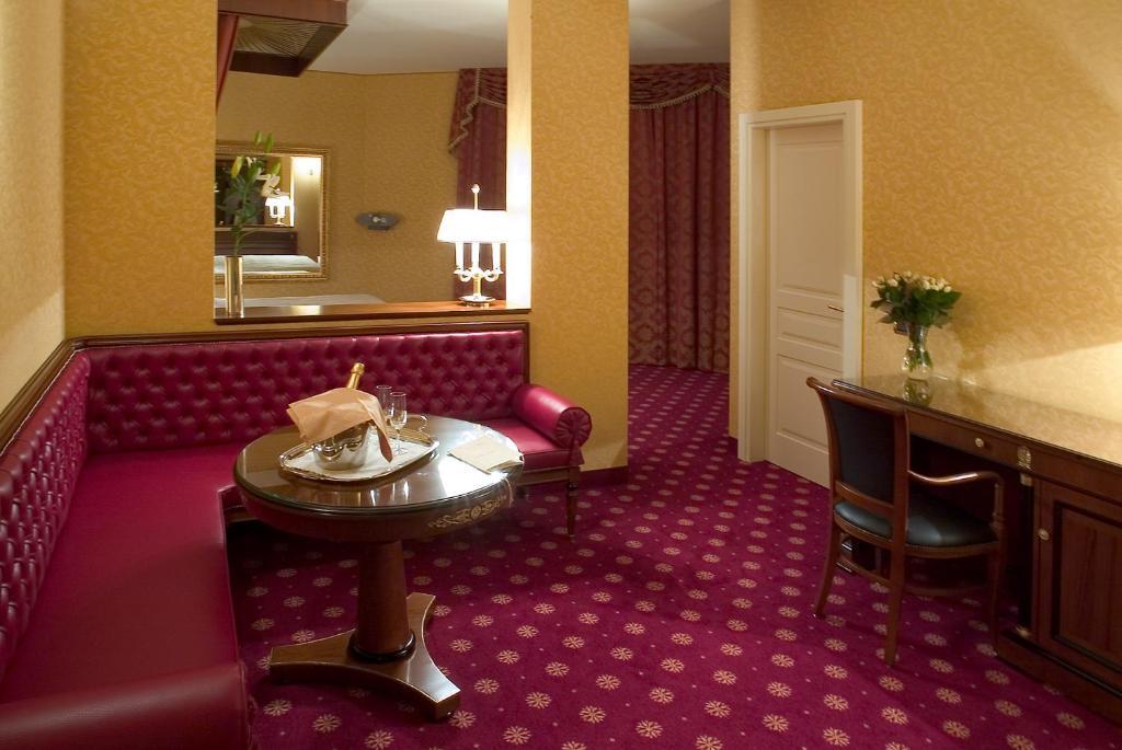 Hotel Maxim Peschiera Borromeo Room photo